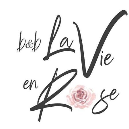 Bed and Breakfast La Vie En Rose Fondi Exterior foto